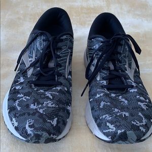 Brooks GTS 19 Running Shoes